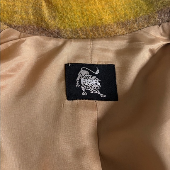 Vintage Plaid Yellow and Brown Women's Coat - Picture 11 of 16